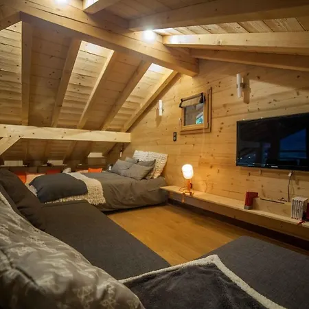 8p, Sauna, Panorama, Proche Lac&randos Chalet